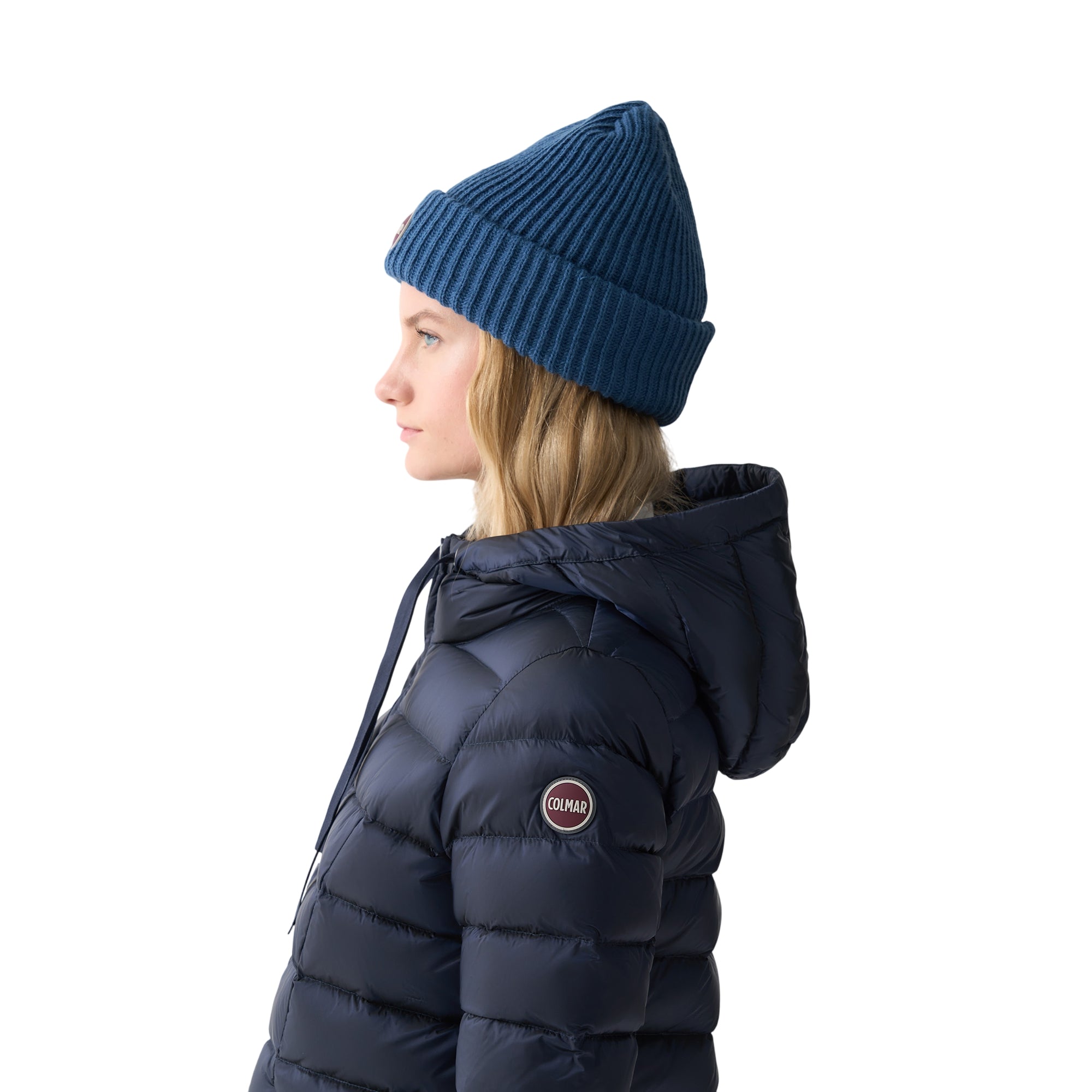 Piumino Donna sciancrato, con cappuccio dotato di coulisse e logo applicato