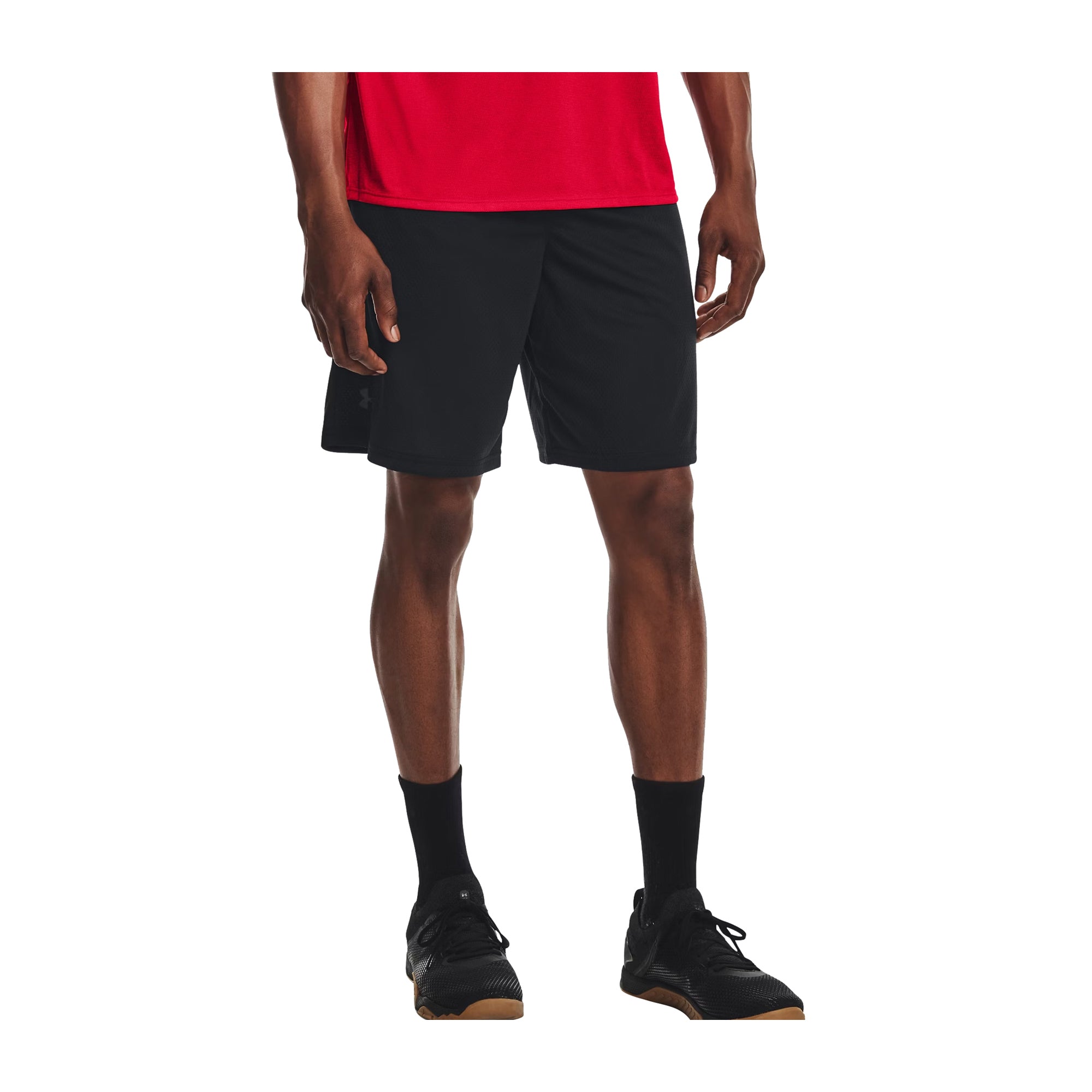 Shorts da Uomo UA Tech Mesh Nero modello frontale