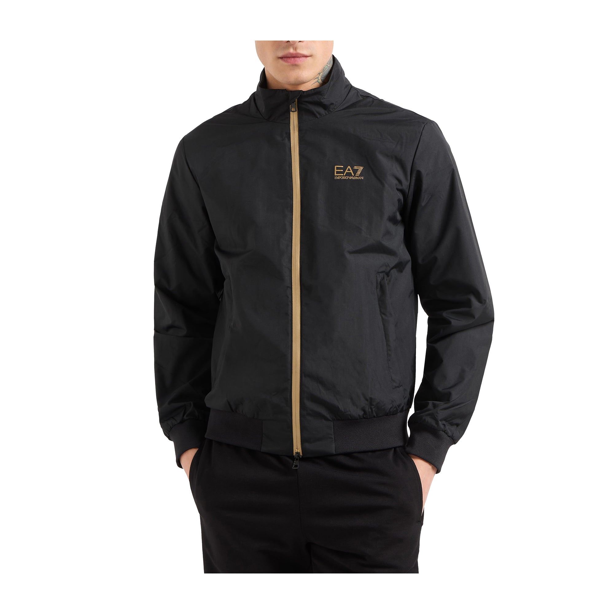 Felpa Uomo Nera, della linea Core Identity in nylon, con chiusura zip