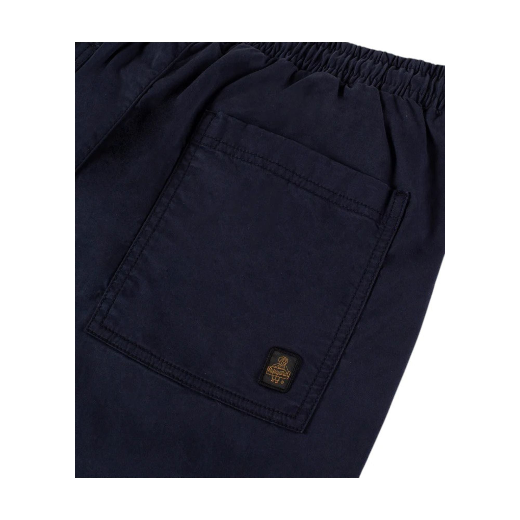 Bermuda Uomo Naro, con coulisse in vita e patch logo posteriore