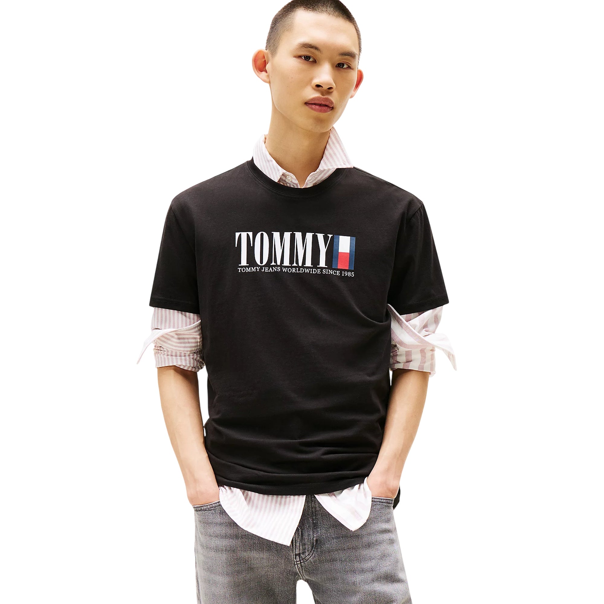 T-shirt Uomo Nera, con maxi stampa logo effetto vintage sul petto