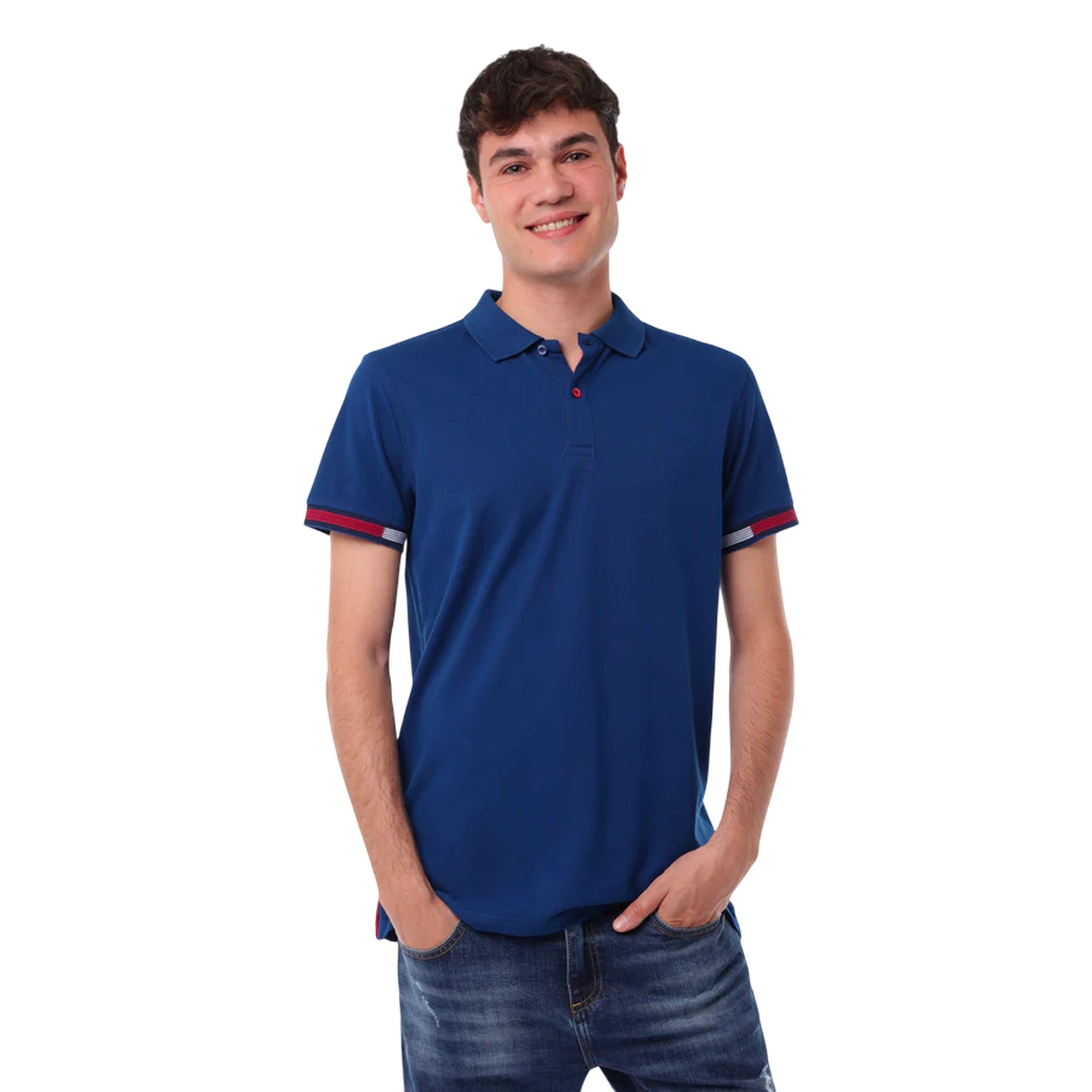 Acquista subito la Polo Uomo in puro cotone, con riga a contrasto sul fondo della manica e micro logo, firmata Datch. Vieni a scoprire tutta la collezione su noisport.it