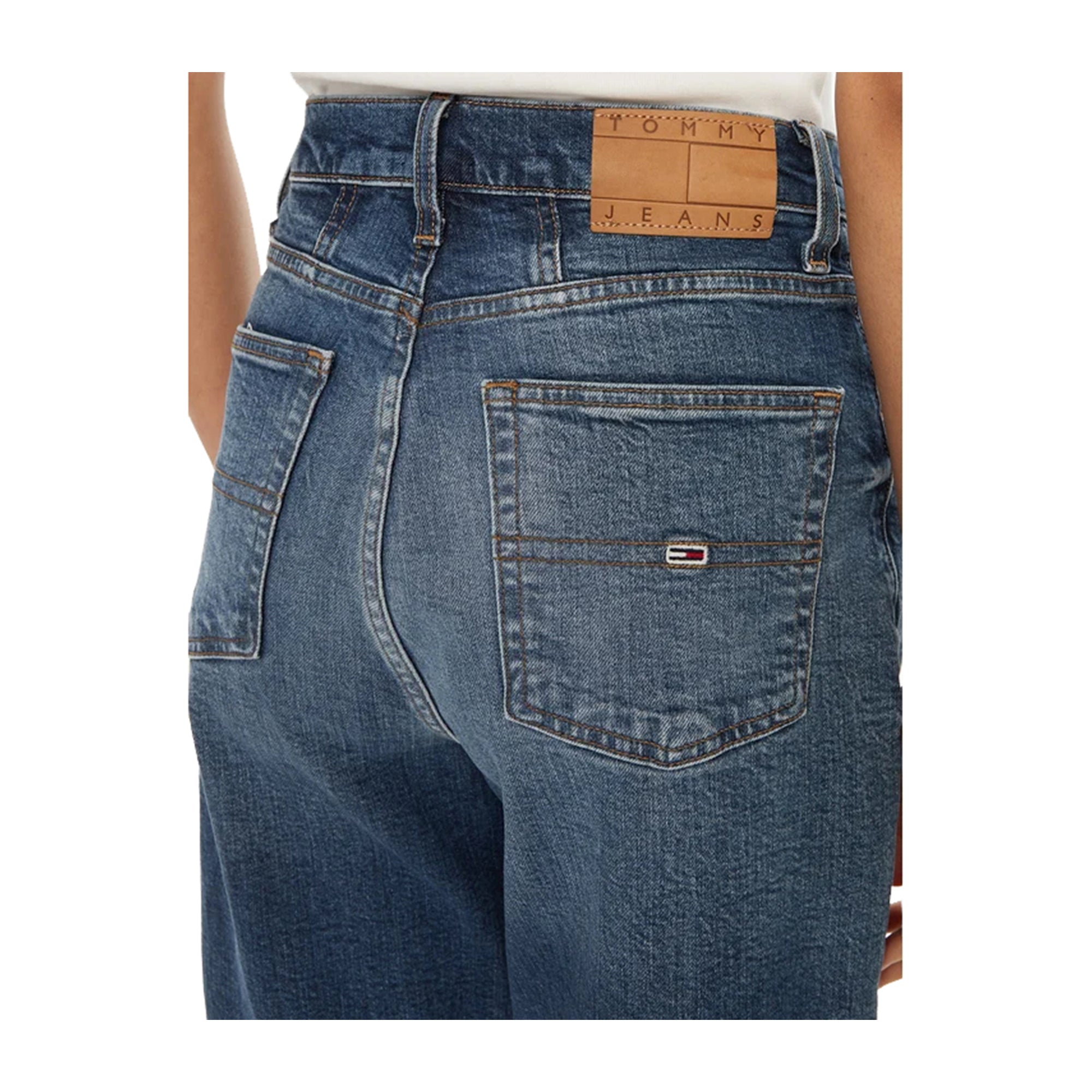 Jeans Donna modello mom con dettaglio bandiera