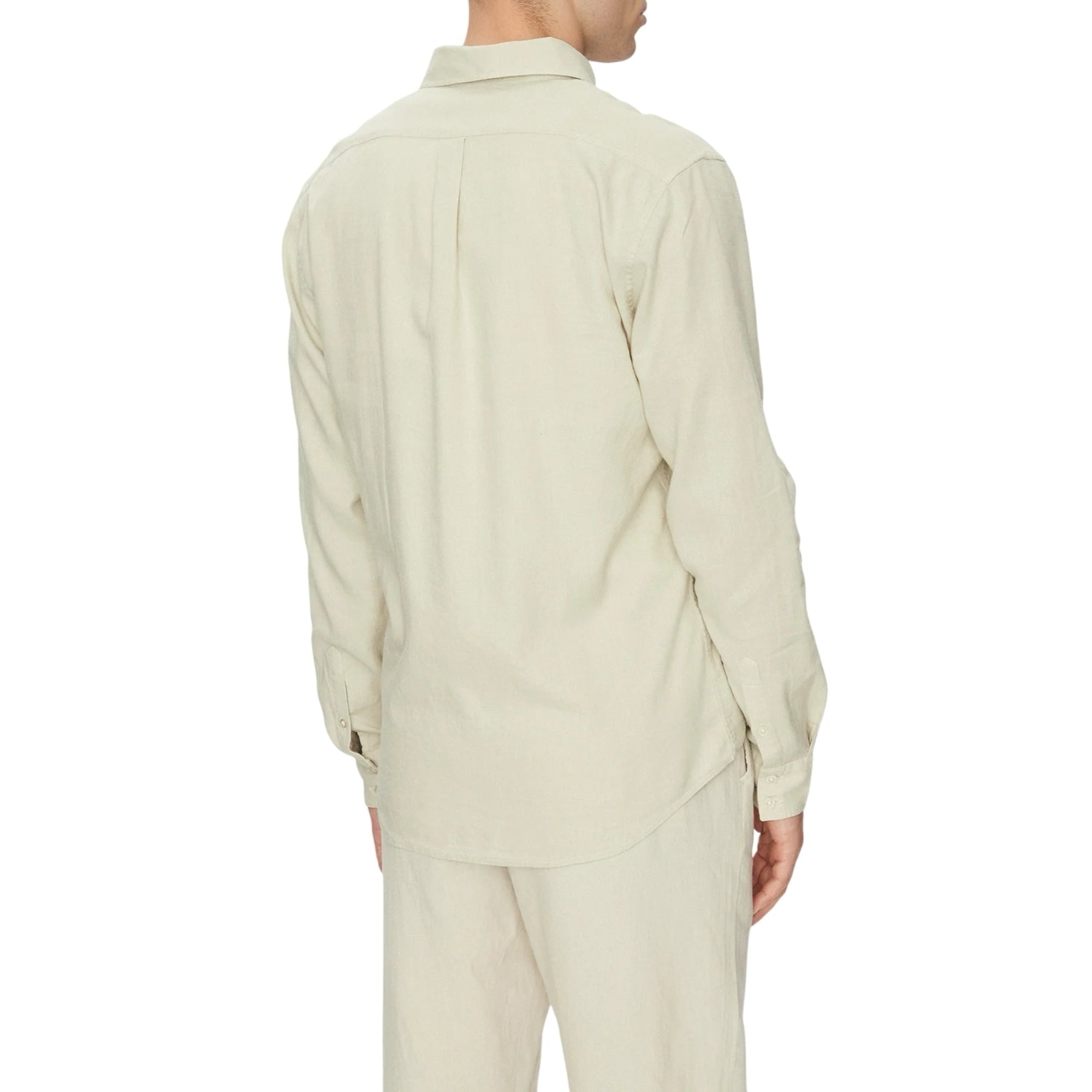 Camicia Uomo in lino e viscosa, con colletto classico e taschino
