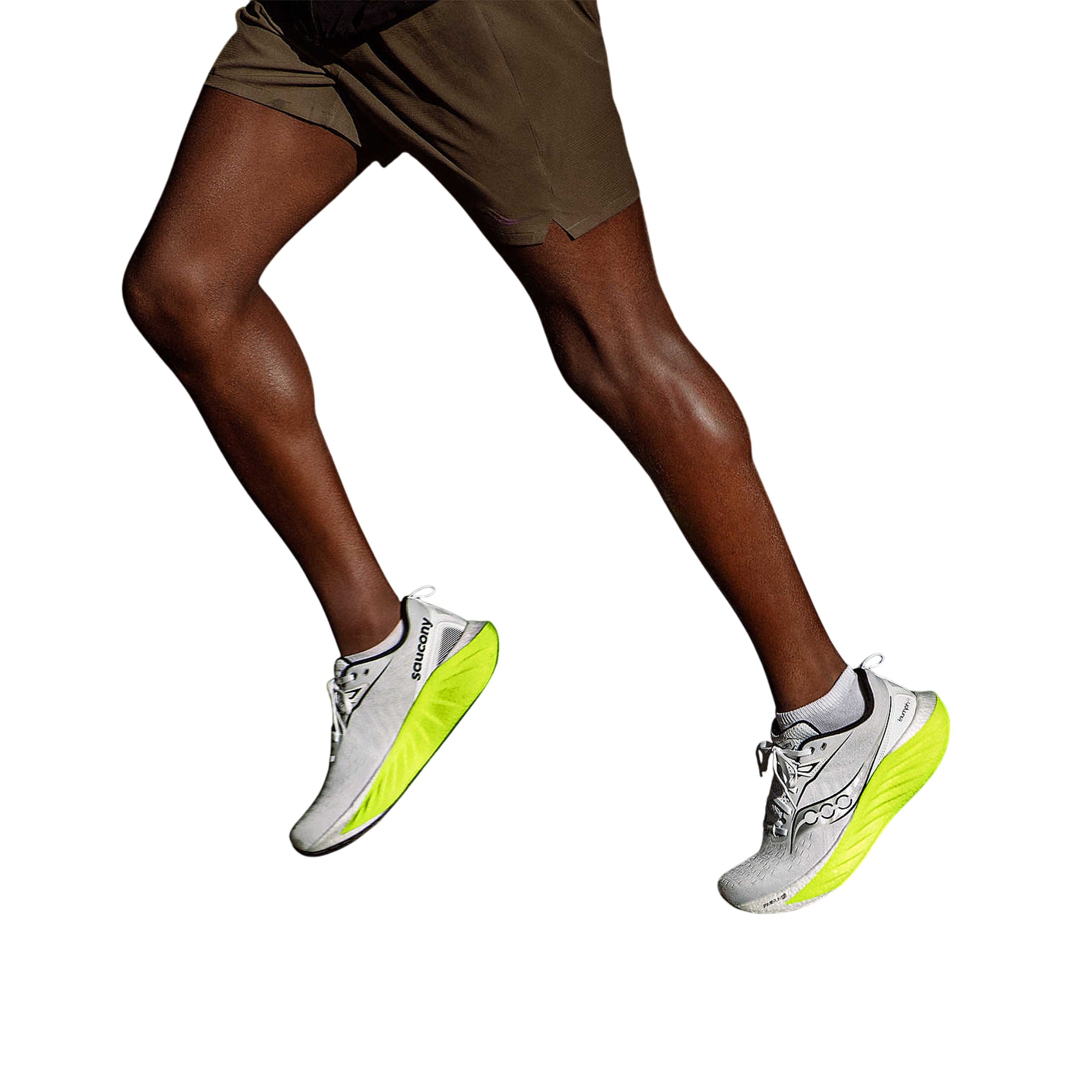 modello con Sneakers Uomo da corsa Triumph 22