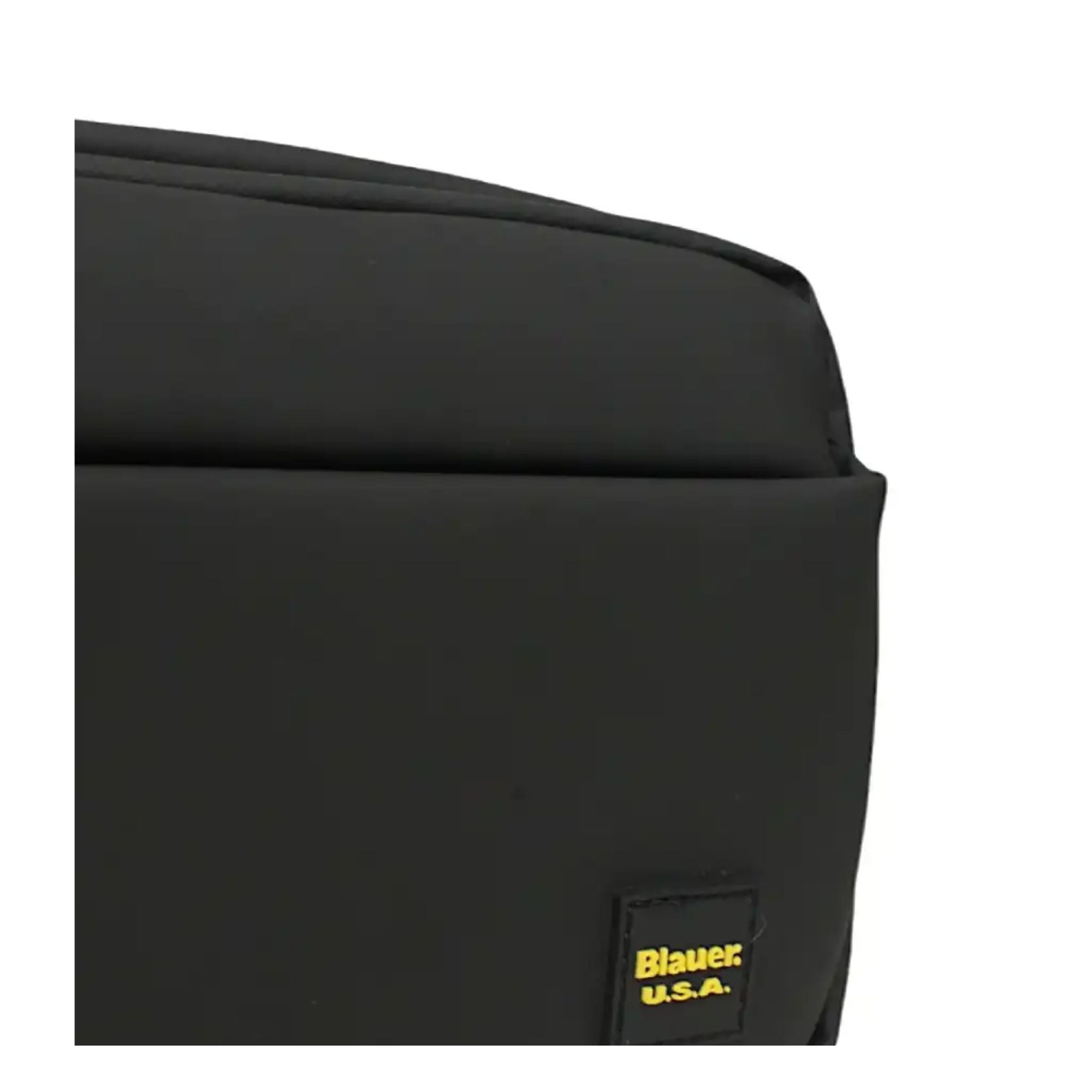 Pochette Uomo in nero con manico rimovibile dettaglio frontale