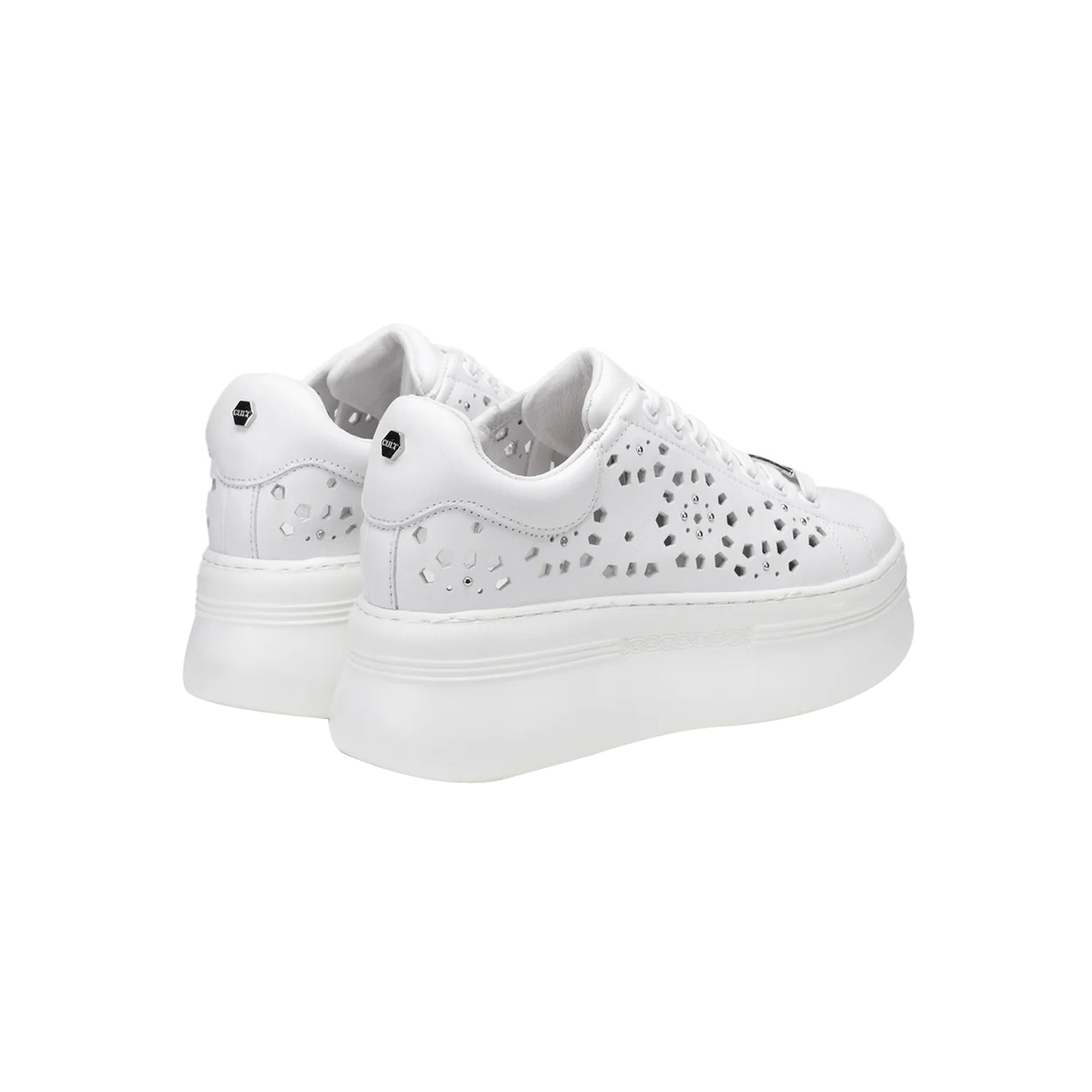 Sneakers Donna con tomaia forata e suola platform