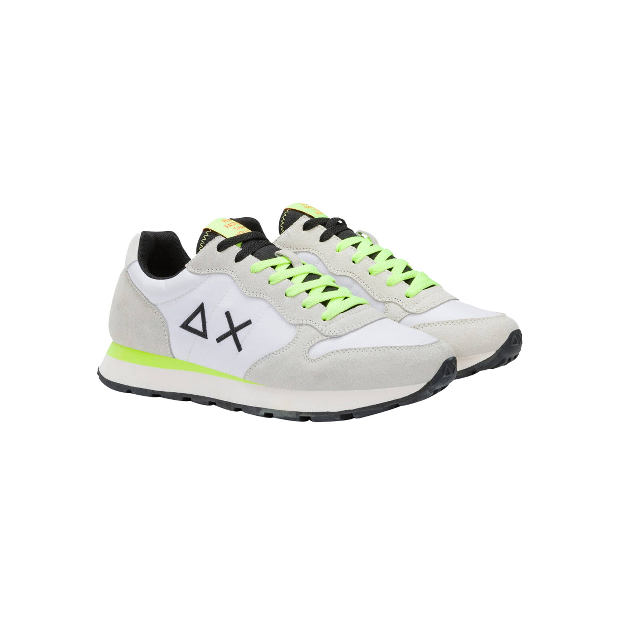 Sneakers Uomo con lacci fluo ed inserti scamosciati