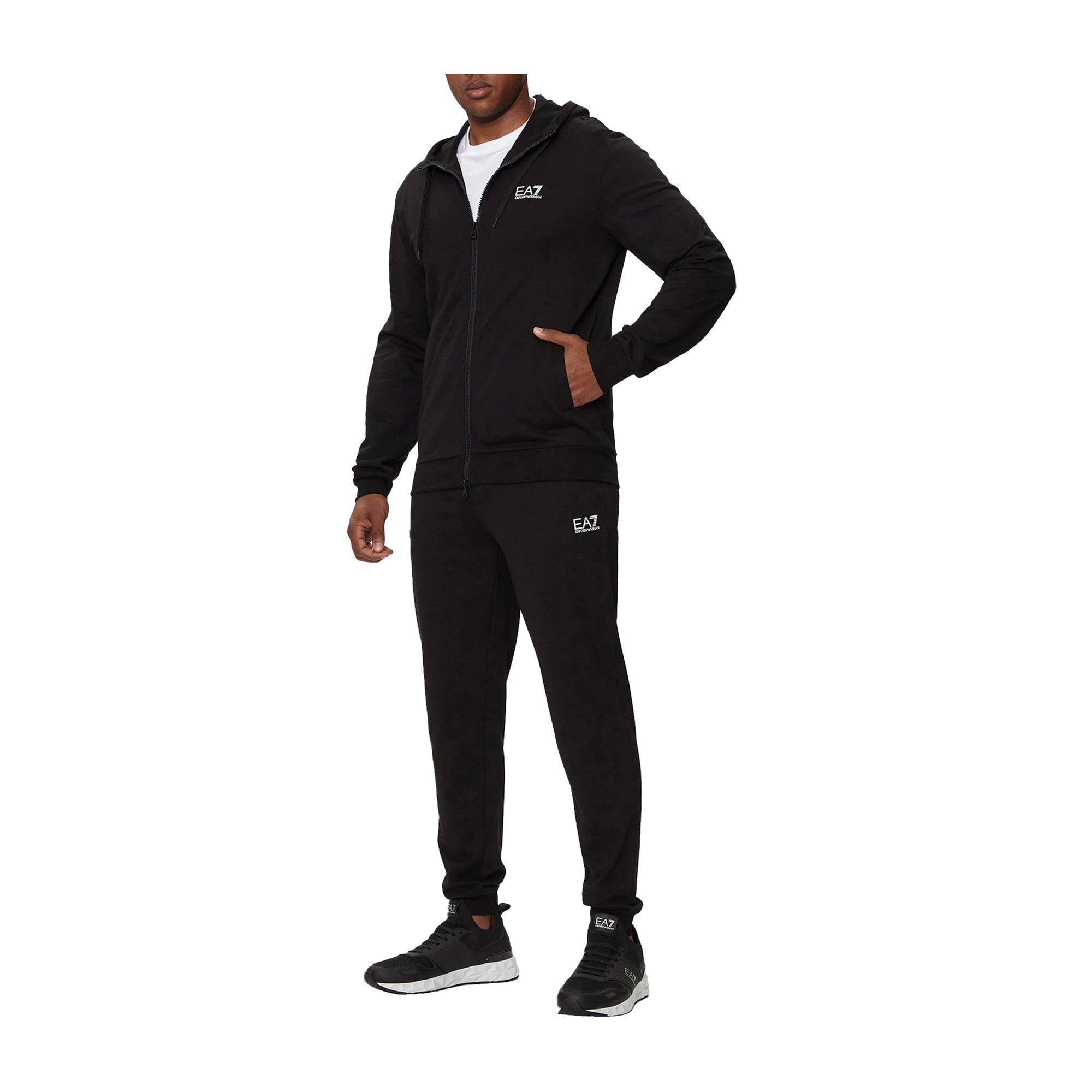 Tuta Uomo Sporty Core Identity modello frontale