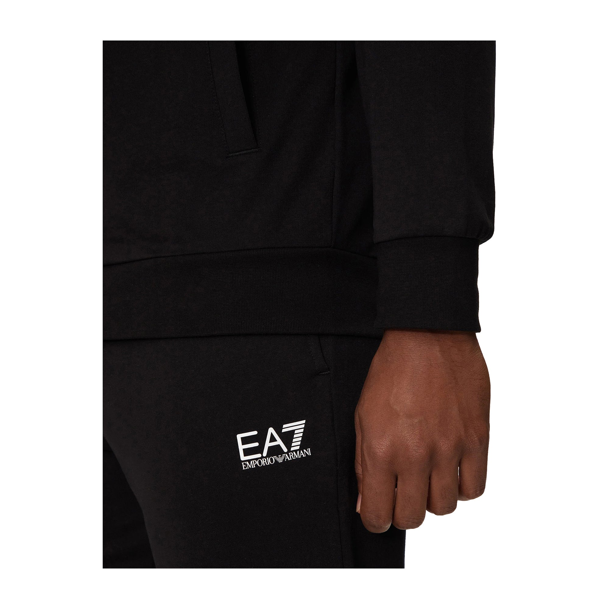 Tuta Uomo Sporty Core Identity dettaglio polso