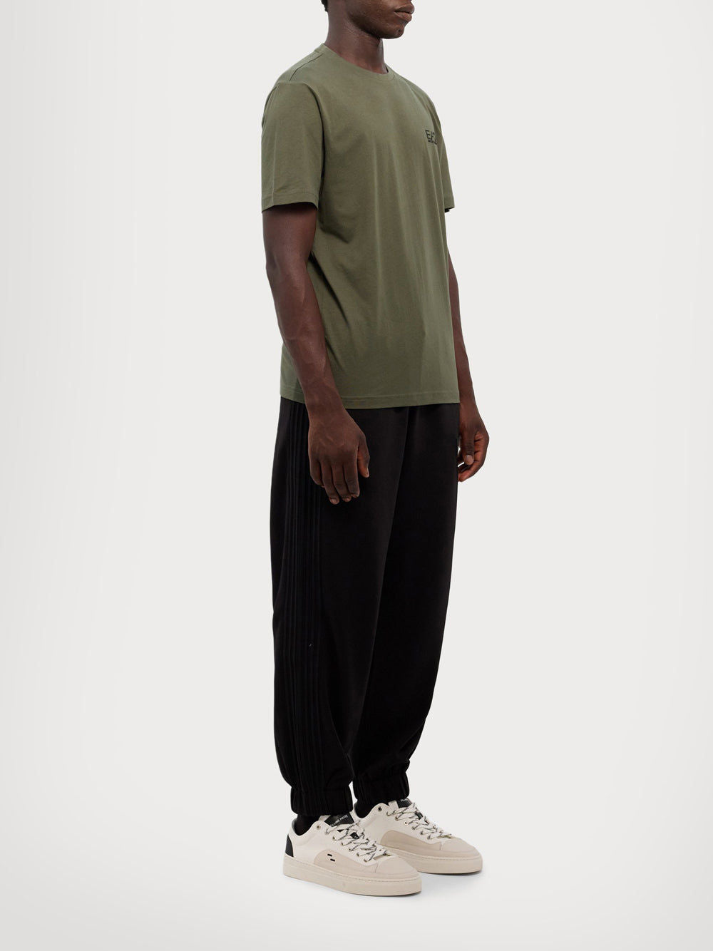 T-shirt Uomo Verde, con scollo tondo e logo stampato sul petto