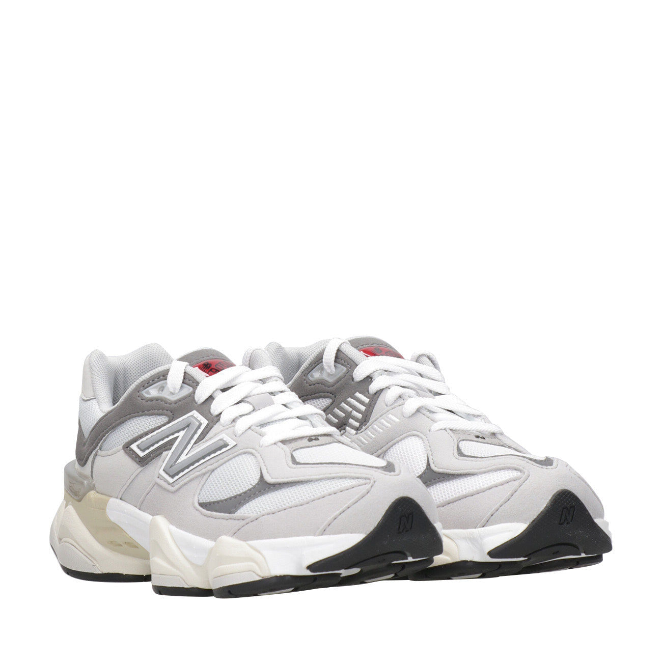 Sneakers Junior Grigia 9060, con tomaia in camoscio e mesh
