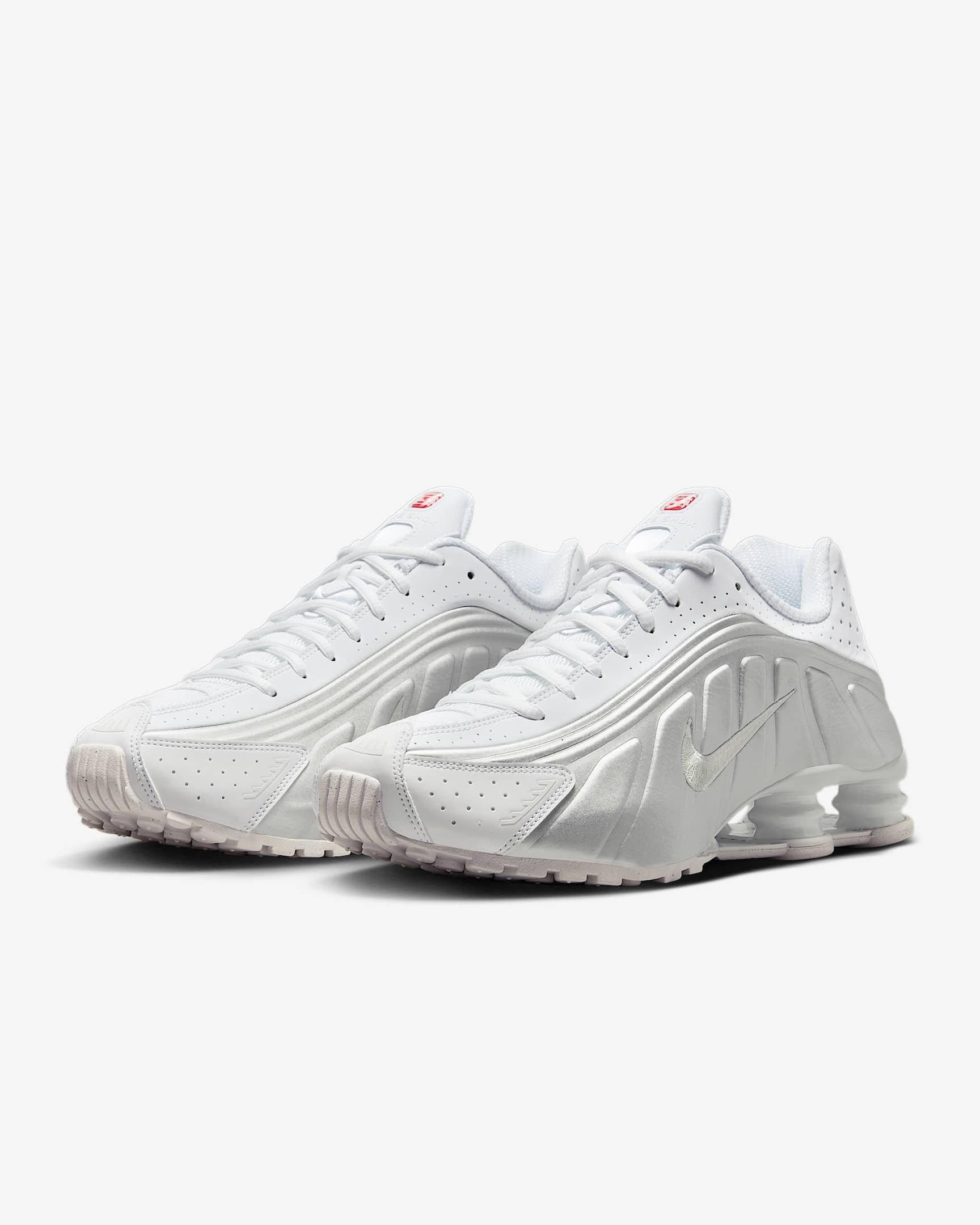 Sneakers Donna modello Shox R4 con molle