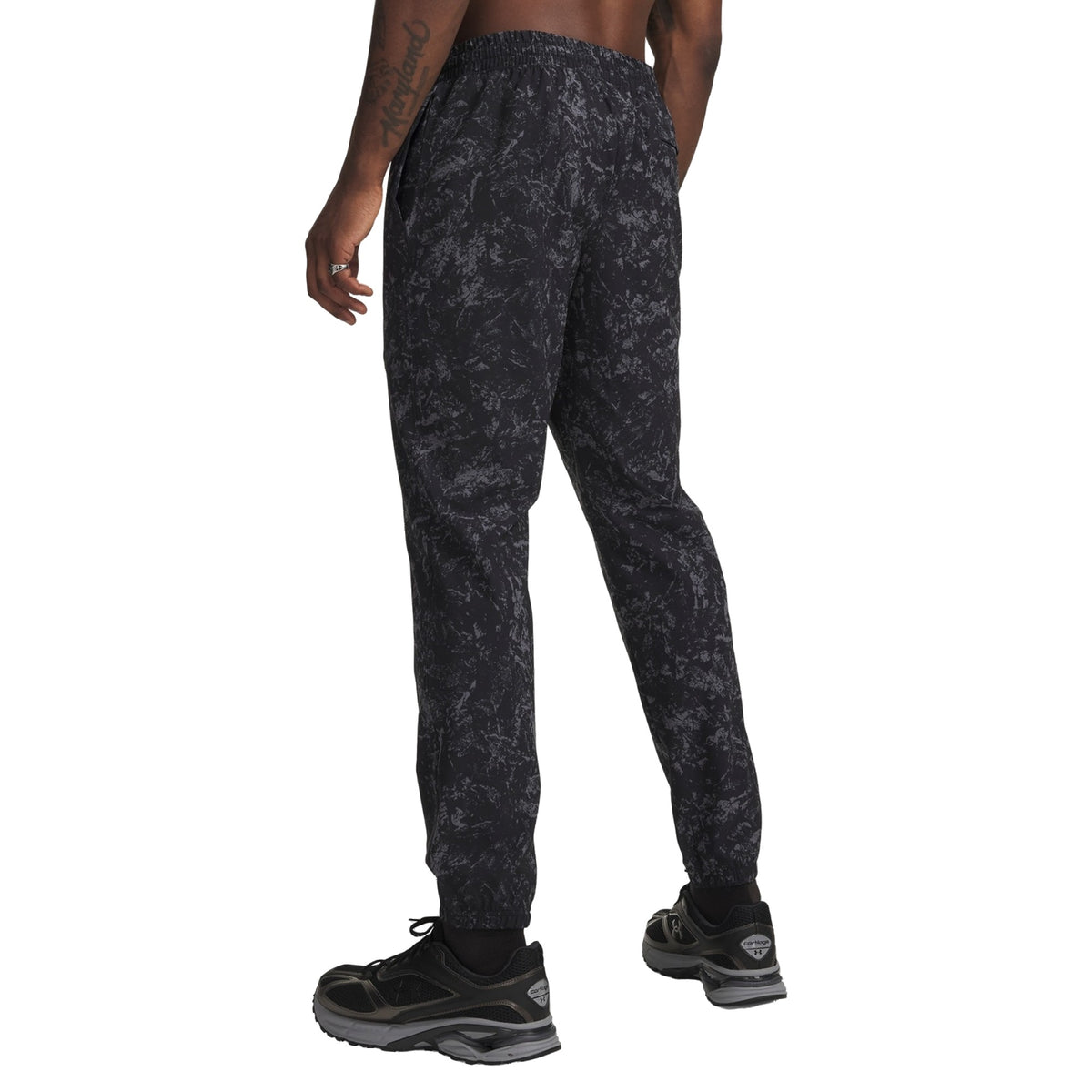 Jogger Uomo Woven UA Vibe stampato retro