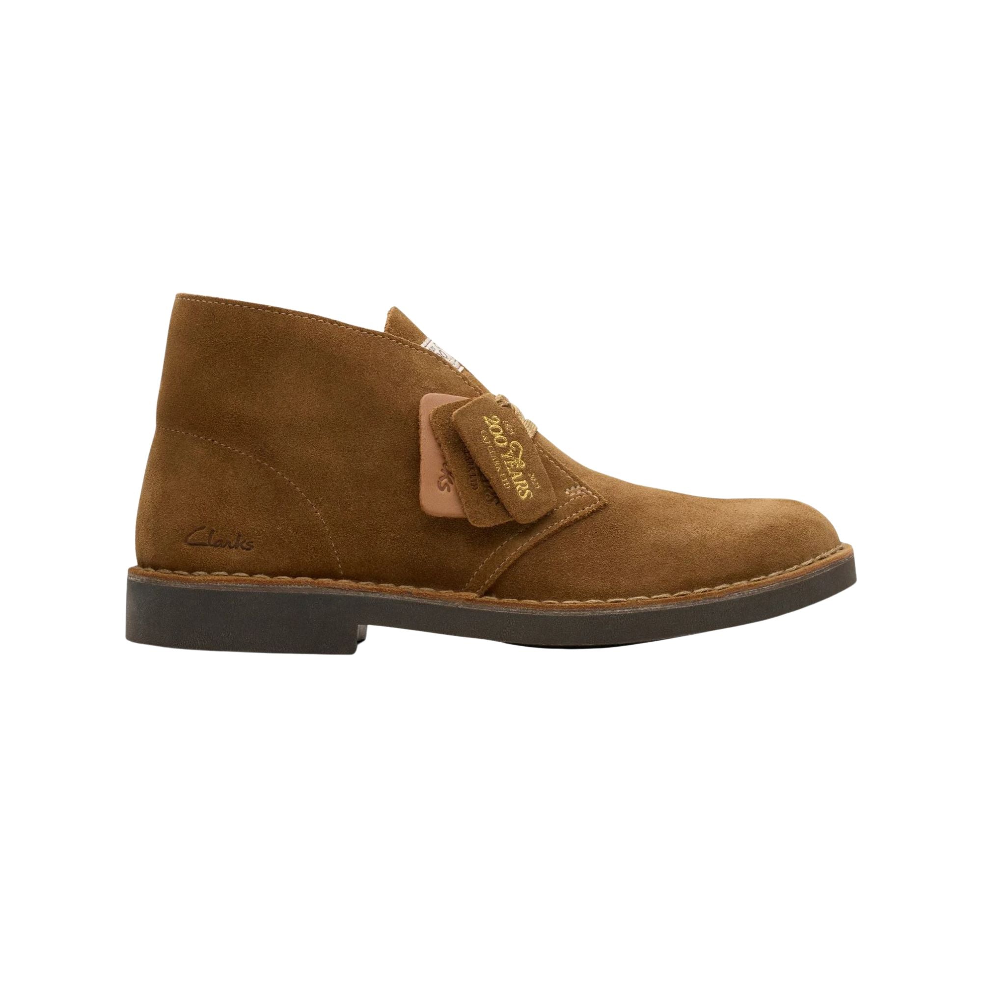 Scarpa Uomo con gomma antiscivolo e 3 fob distintivi