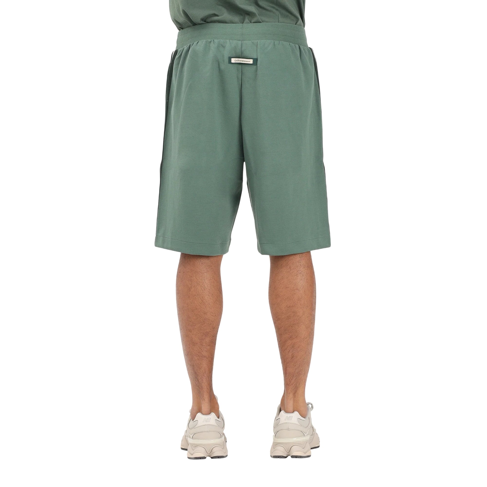 Bermuda Uomo Verde, con inserti in mesh e coulisse