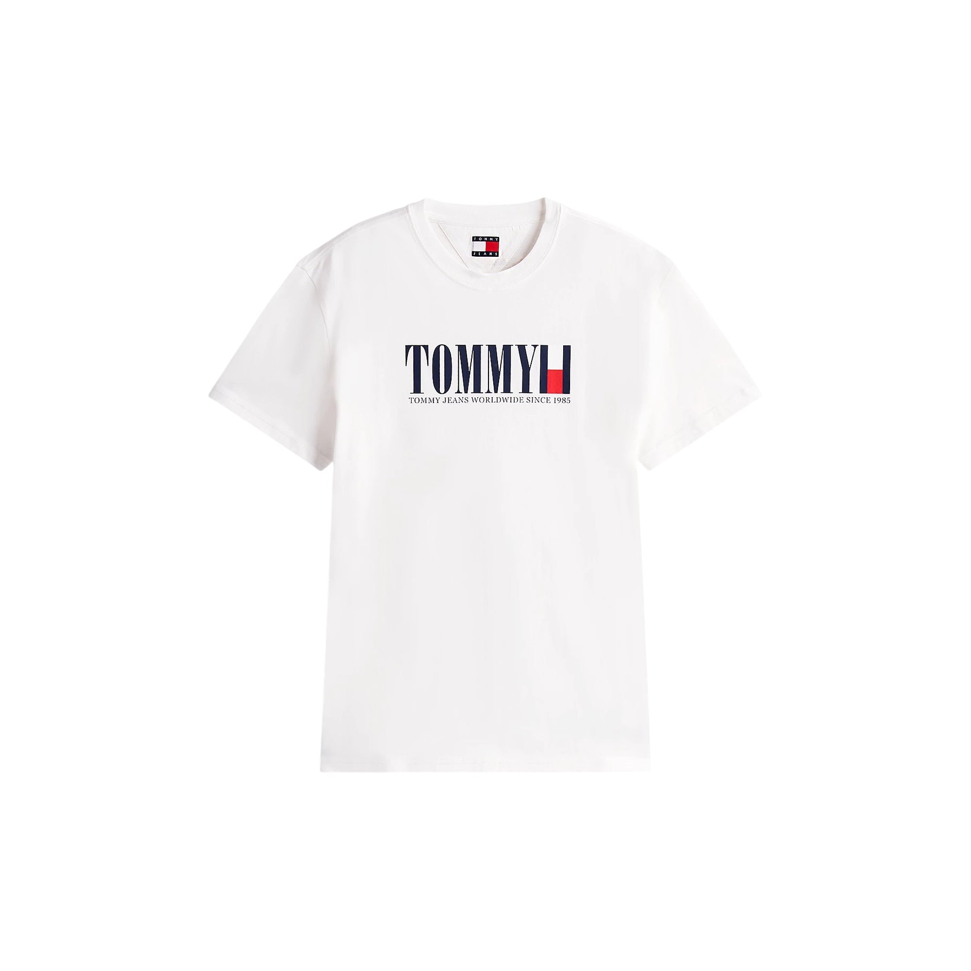 Acquista subito la T-shirt Uomo, realizzata in puro cotone, scollatura a girocollo e maniche corte firmata Tommy Hilfiger. Vieni a scoprire tutta la collezione su noisport.it