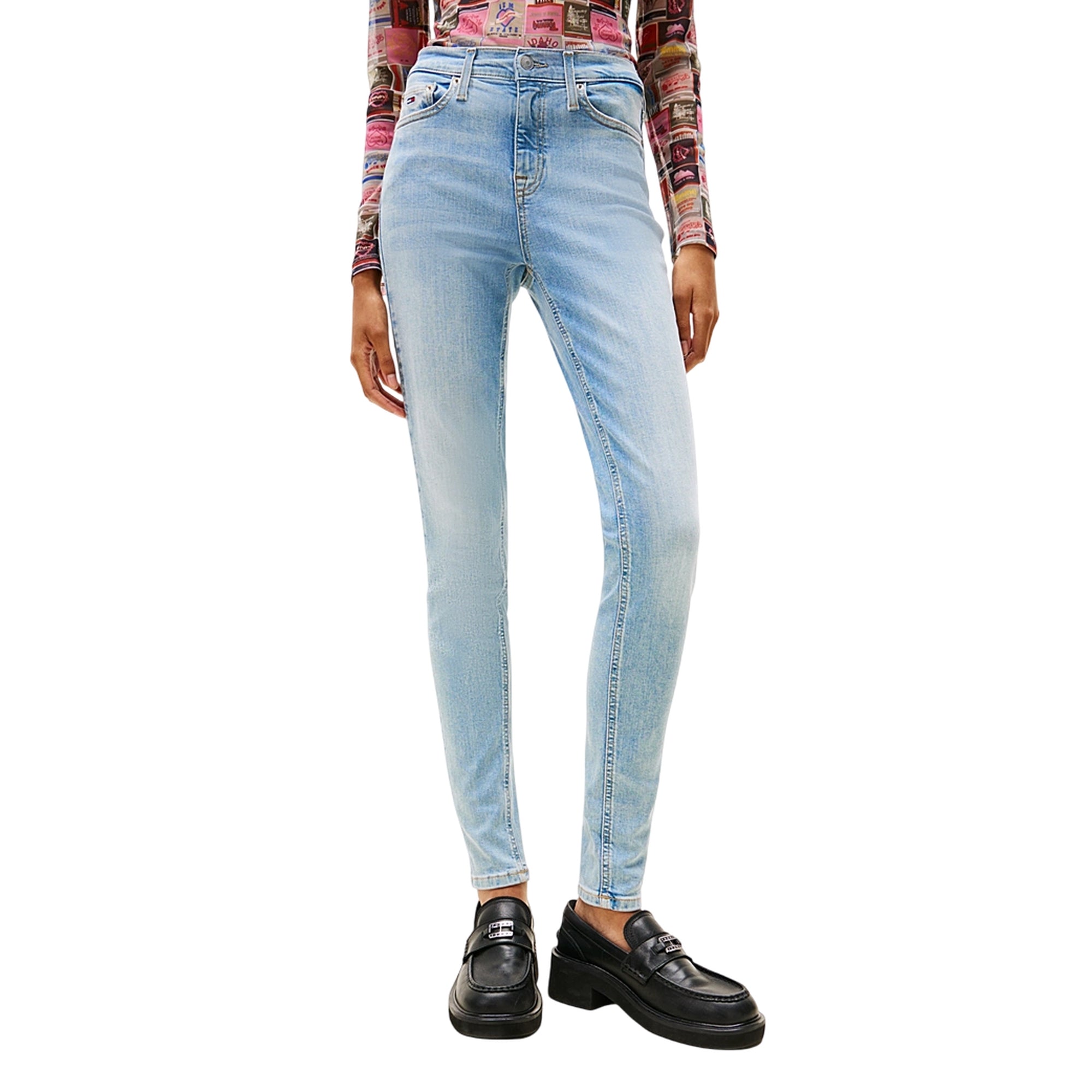 Jeans Donna modello Nora, lavaggio chiaro, con cinque tasche