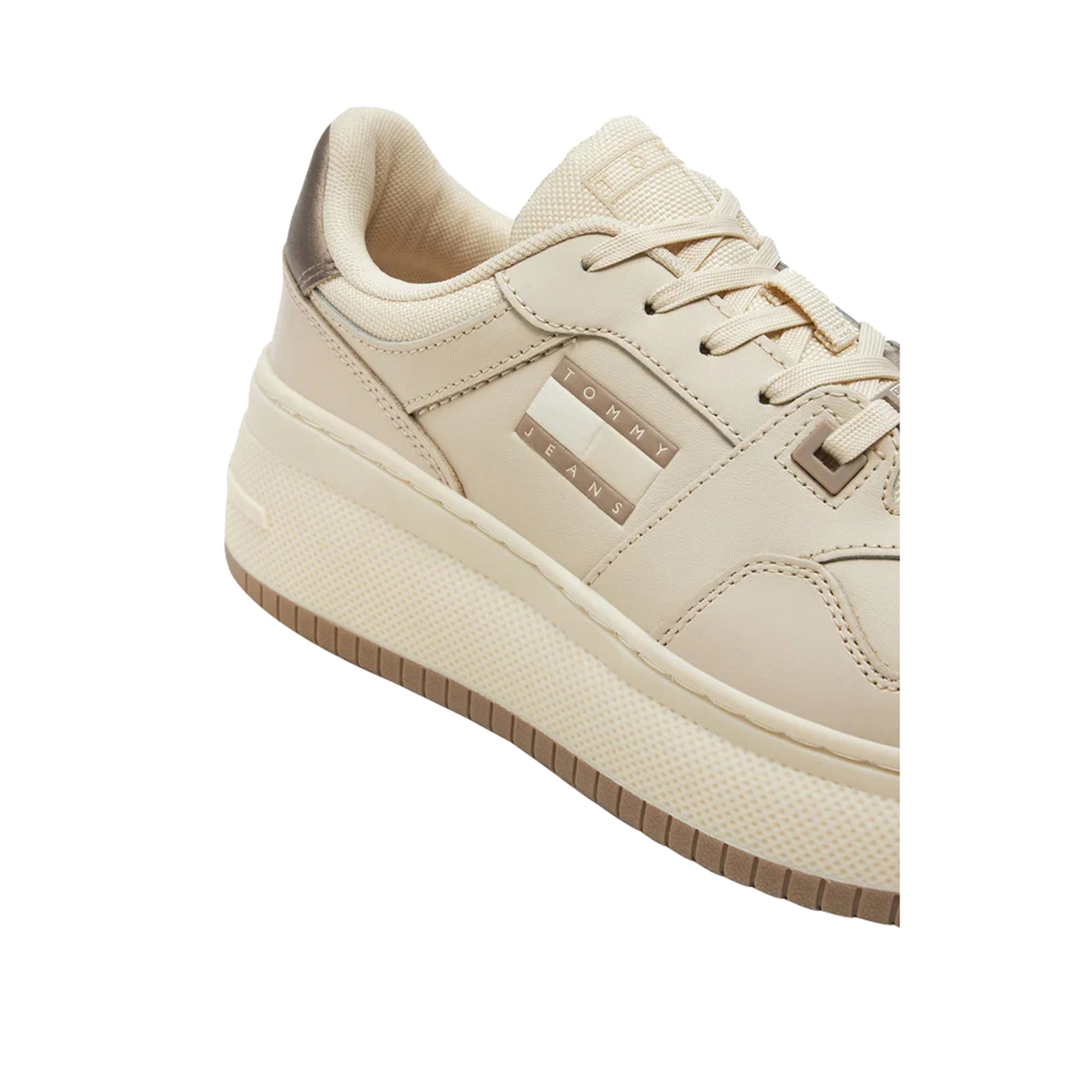 Sneakers Donna Retro Basket platform Beige