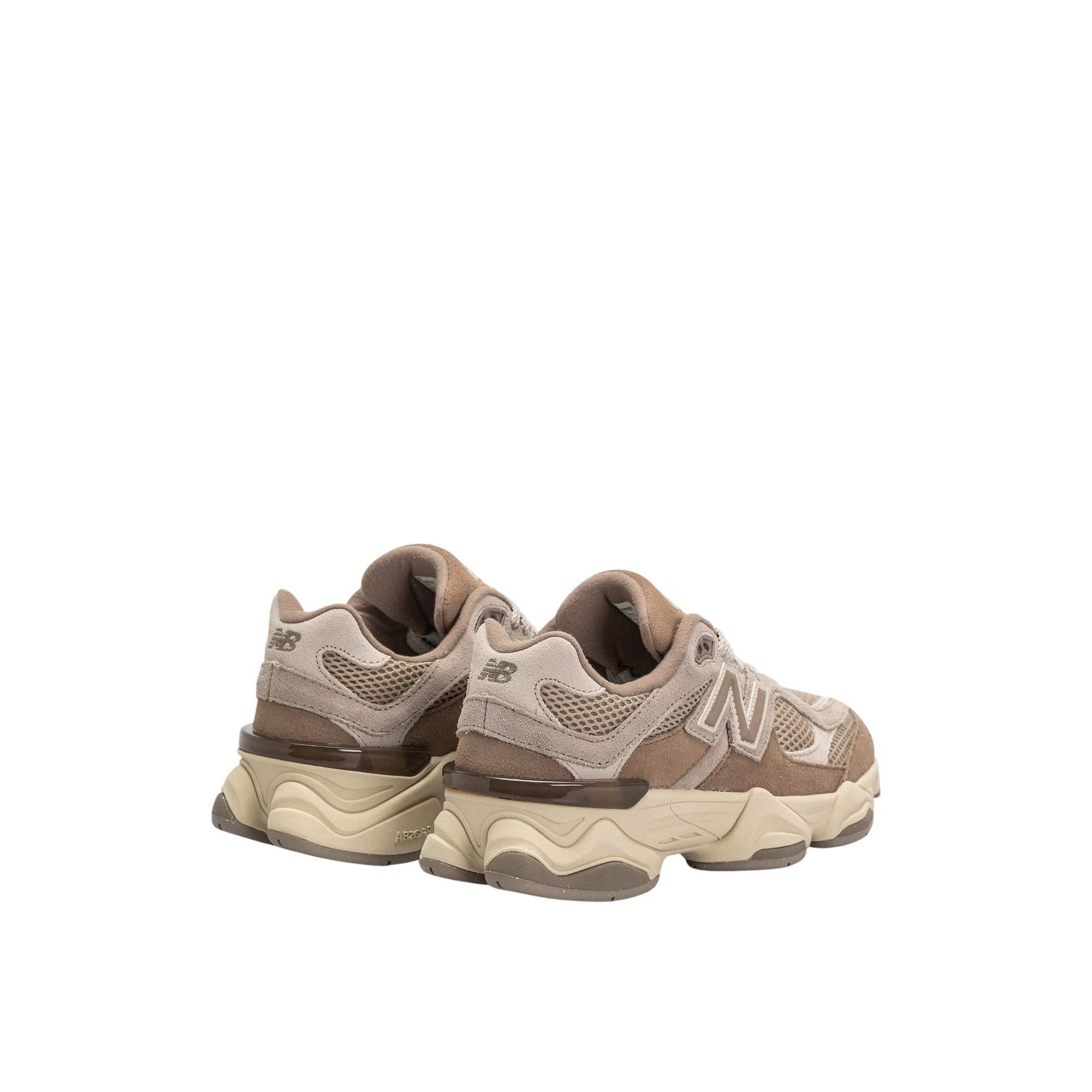 Sneakers Junior Beige con tomaia in mesh e logo iconico