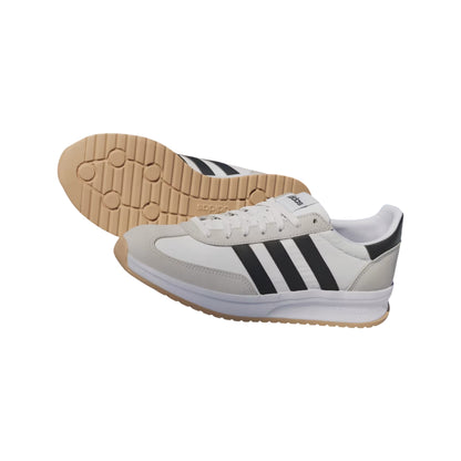 Sneakers Uomo, RUN 70s 2.0, con tomaia in tessuto Bianco ed iconiche 3 stripes Nere