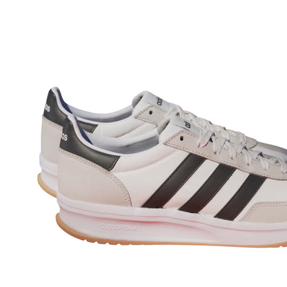 Sneakers Uomo, RUN 70s 2.0, con tomaia in tessuto Bianco ed iconiche 3 stripes Nere