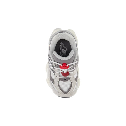 Sneakers Bambino 9060 con tomaia in camoscio Grigia