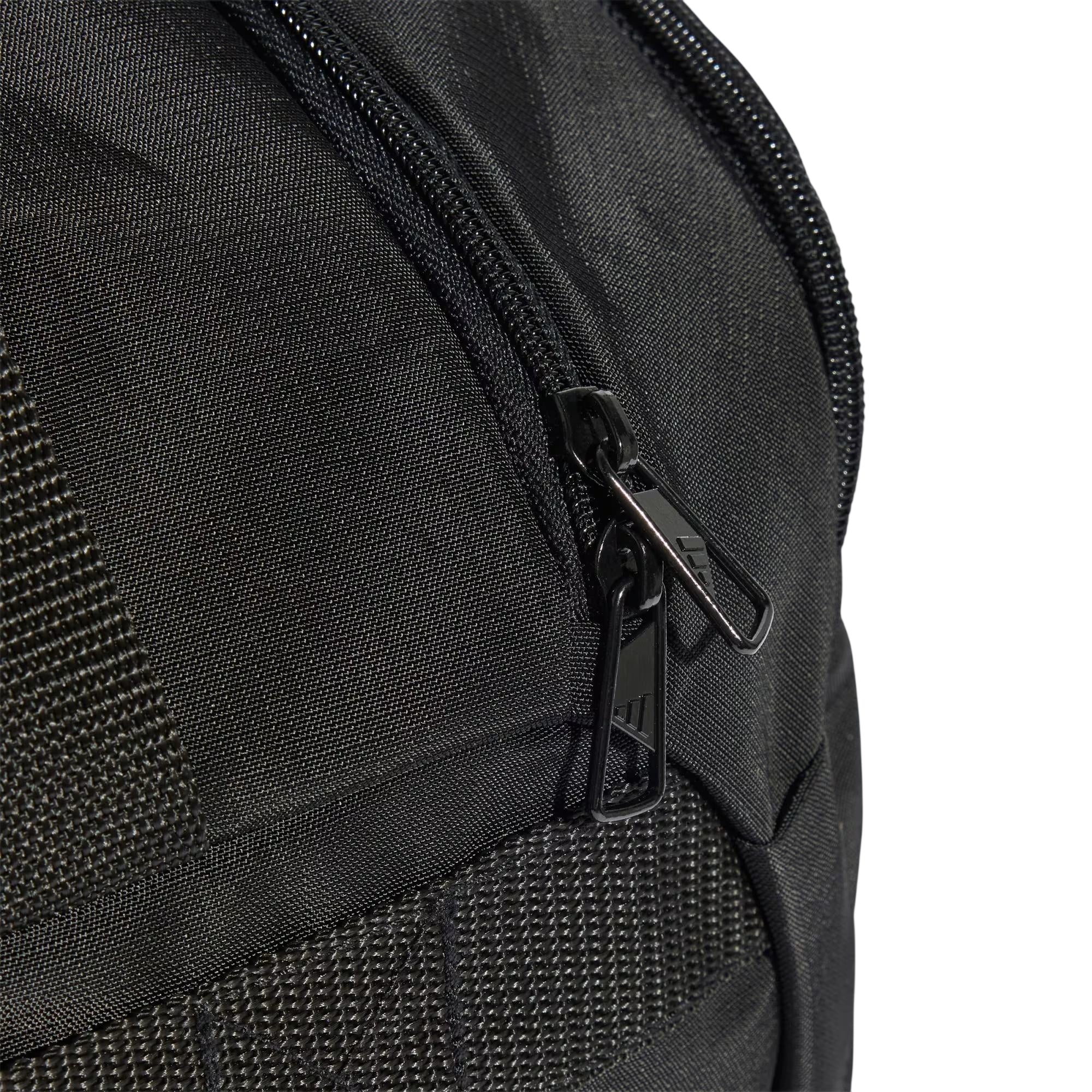 Borsone Nero da allenamento Defender Small - dettaglio zip