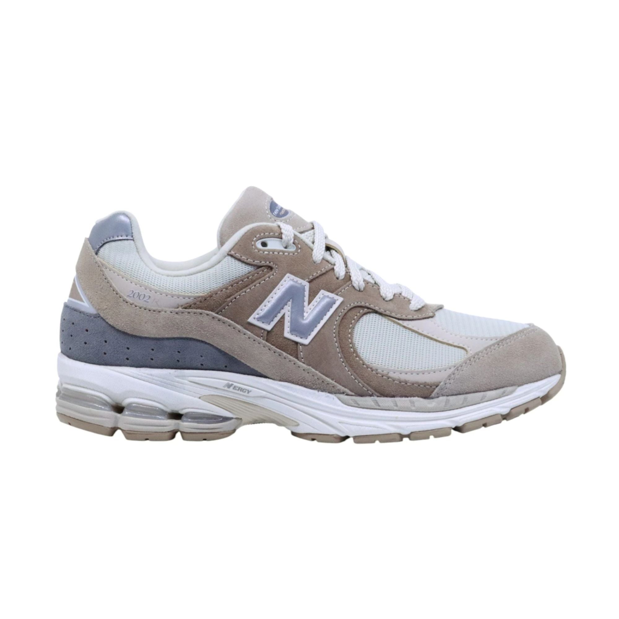 Sneakers Uomo 2002R Beige, in suede, con logo laterale