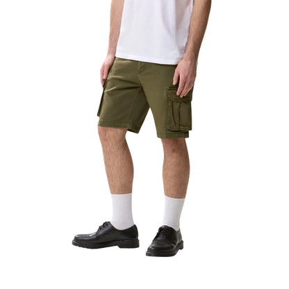 Bermuda cargo Uomo con logo retro Verde modello frontale
