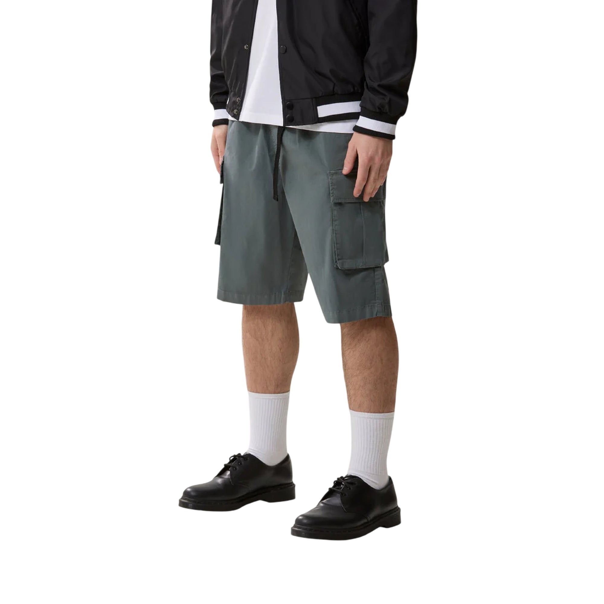 Bermuda cargo Uomo Essential Grigio modello frontale