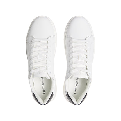 Sneakers Uomo con tomaia in pelle ed inserto nero sul tallone
