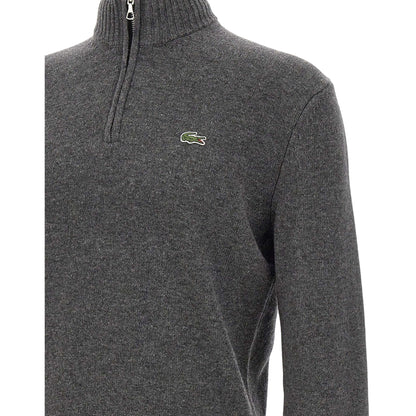 Maglione a collo alto in lana cardata con grigio dettaglio