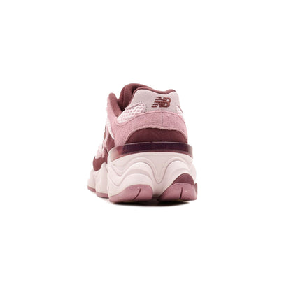 Sneakers Junior Basse 9060 Rosa, traspiranti, con logo laterale