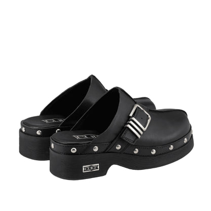 CULT Sabot Muse in Pelle Nera con Borchie