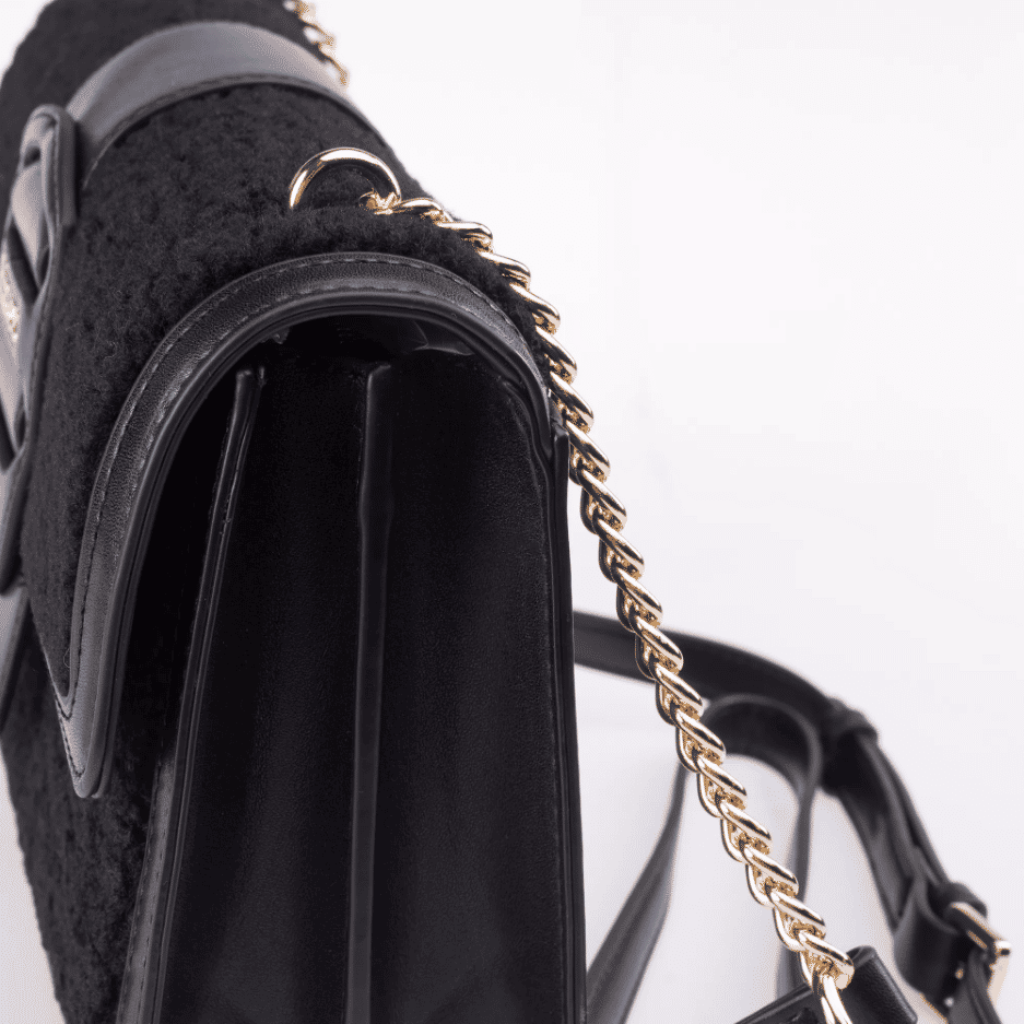Borsa Donna Mixy05, con catena a tracolla, inserti teddy e patta