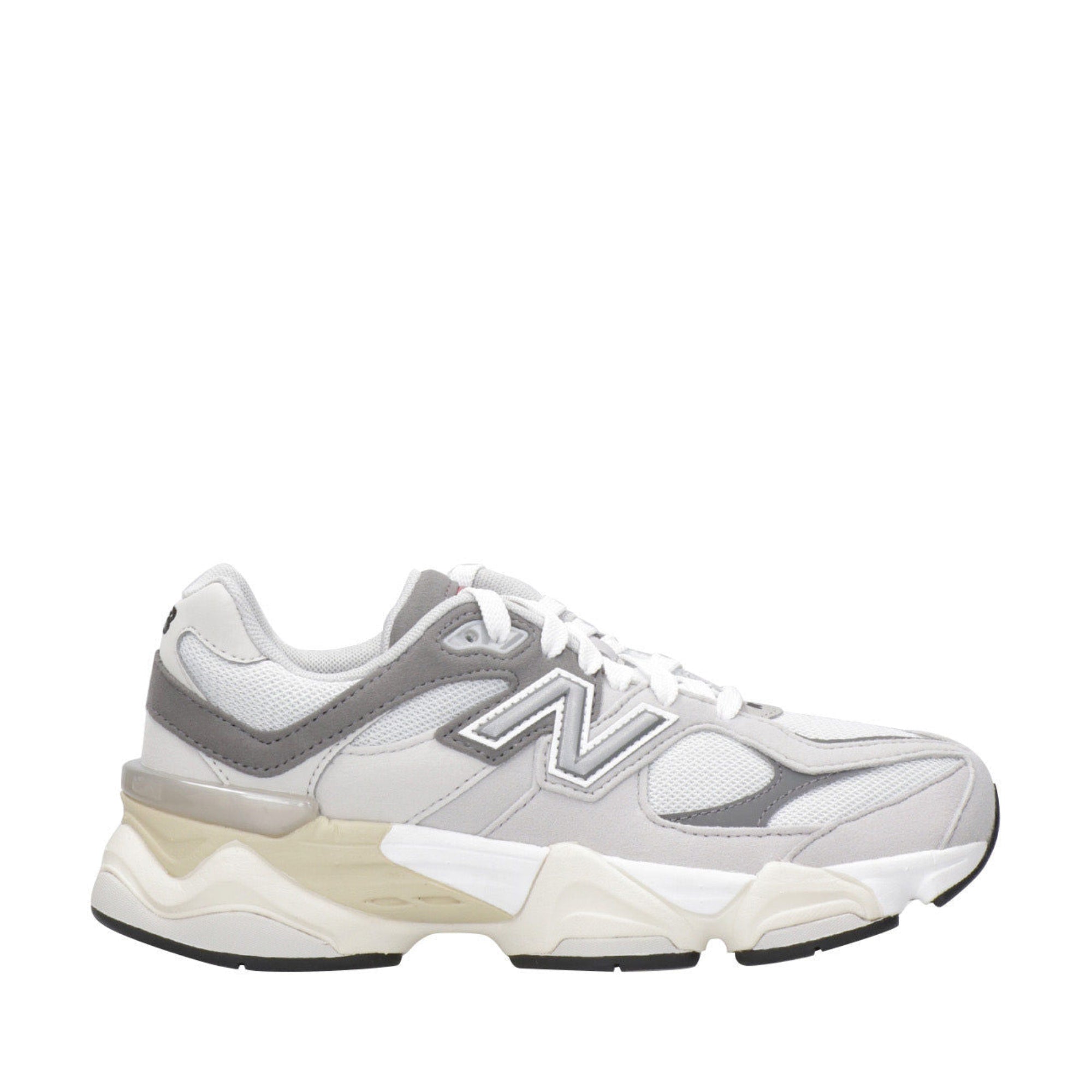 Sneakers Junior Grigia 9060, con tomaia in camoscio e mesh