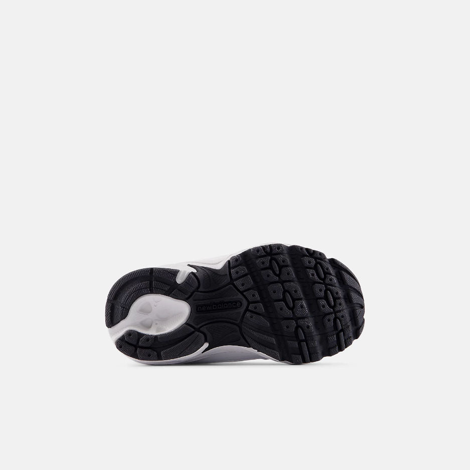 Sneakers Junior modello 530 Bungee, con logo laterale e tomaia traspirante