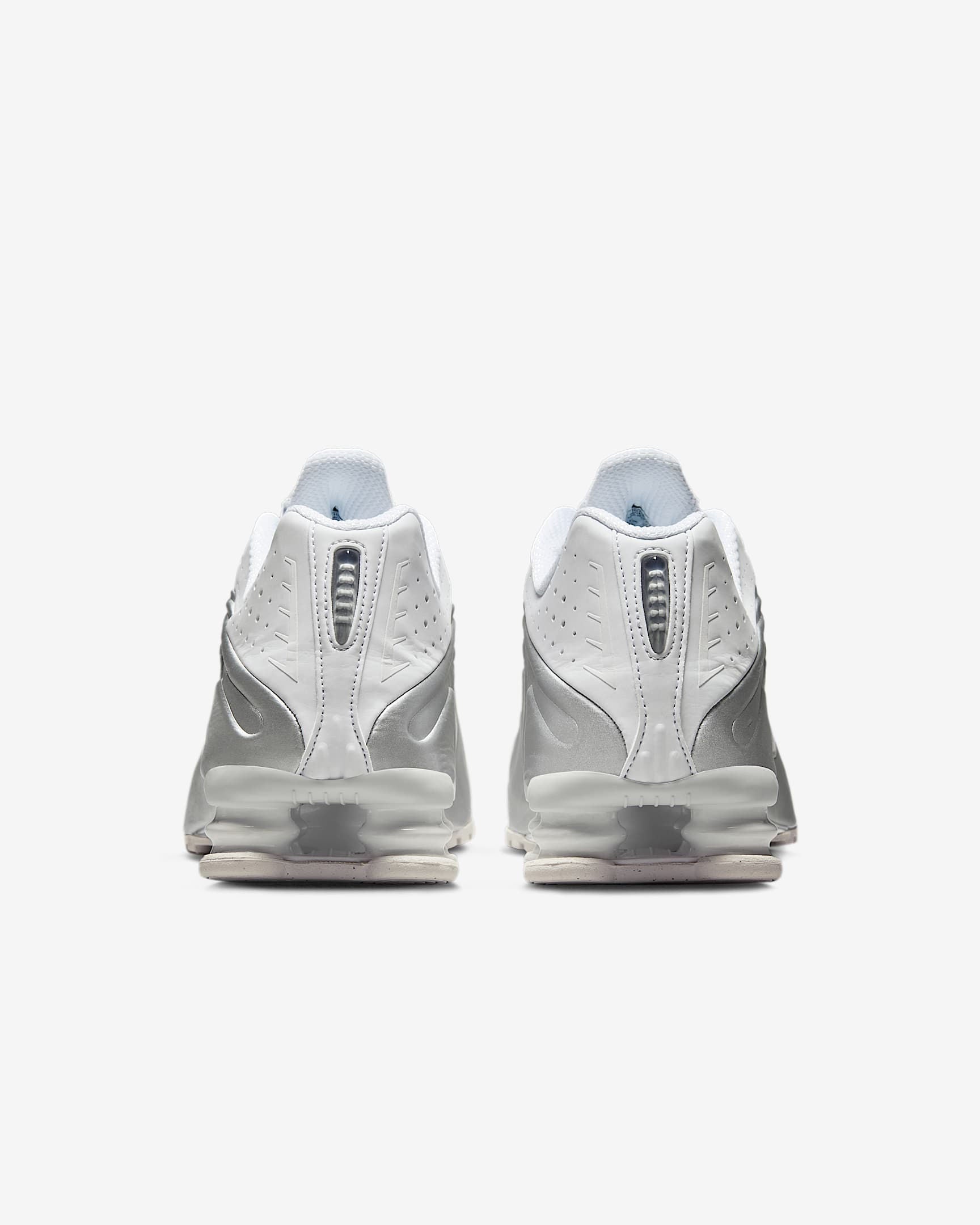 Sneakers Donna modello Shox R4 con molle 