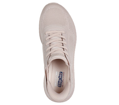 Sneakers Donna con tomaia in maglia ingegnerizzata e lacci frontali 