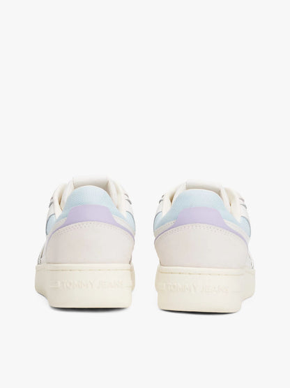 Sneakers stile basket con suola antiscivolo e pelle