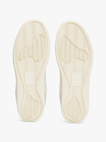 Sneakers stile basket con suola antiscivolo e pelle