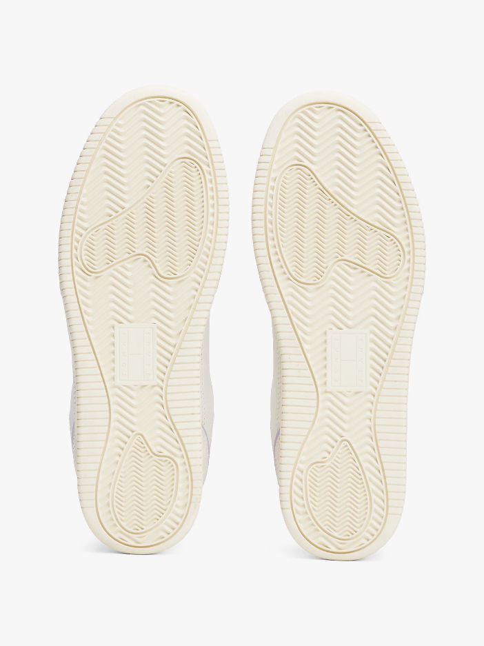 Sneakers stile basket con suola antiscivolo e pelle